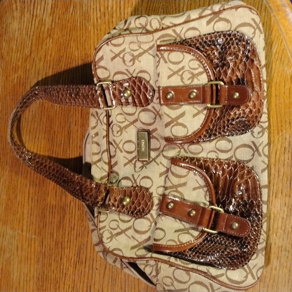 XOXO Purse
